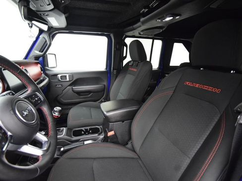 Used 2018 Jeep Wrangler Unlimited Rubicon AWD/4WD image 19