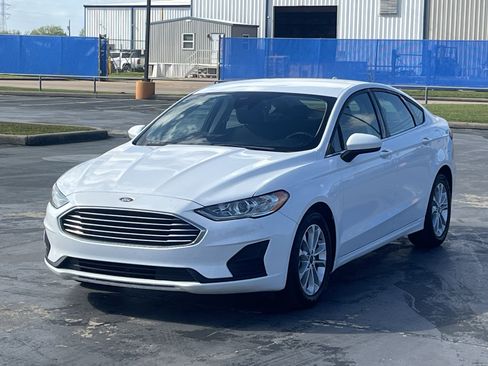 Used 2020 Ford Fusion SE image 5