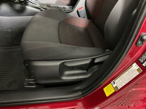 Used 2025 Toyota Corolla SE image 20