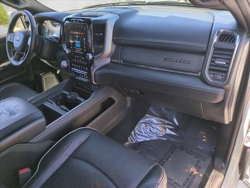 Used 2019 RAM 2500 Limited AWD/4WD image 22