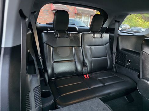 Used 2022 Ford Explorer Limited w/ Hybrid Equipment Group 310A image 20