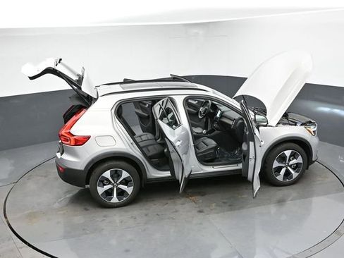 Used 2023 Volvo XC40 B5 Plus w/ Driver Assist Package image 49