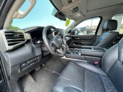 Used 2022 Toyota Tundra Limited AWD/4WD image 11