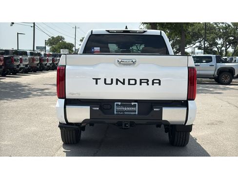 New 2026 Toyota Tundra Limited AWD/4WD image 7