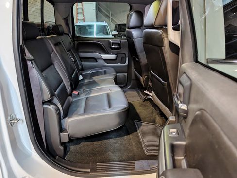 Used 2017 Chevrolet Silverado 1500 LTZ Z71 image 26