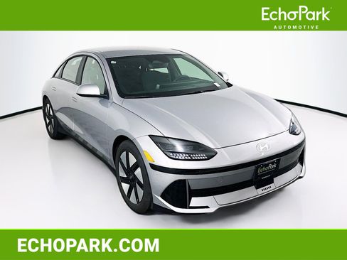 Used 2024 Hyundai Ioniq 6 SE RWD image 1