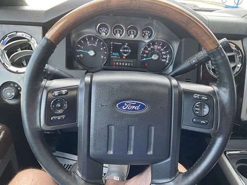 Used 2014 Ford F250 Platinum w/ FX4 Off-Road Package image 21