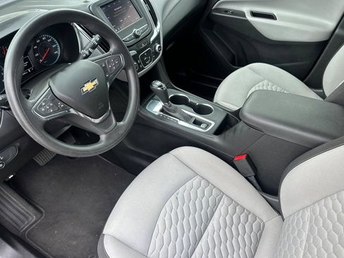 Used 2020 Chevrolet Equinox LS FWD image 10