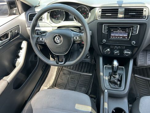 Used 2017 Volkswagen Jetta S FWD image 12