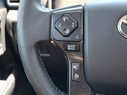 Certified 2021 Toyota 4Runner TRD Off-Road Premium w/ Moonroof Package AWD/4WD image 24