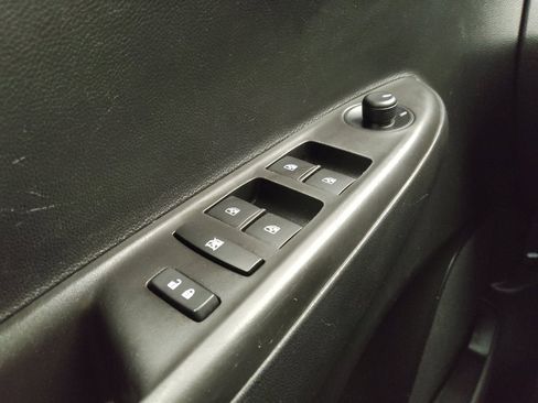 Used 2017 Chevrolet Spark LT image 27