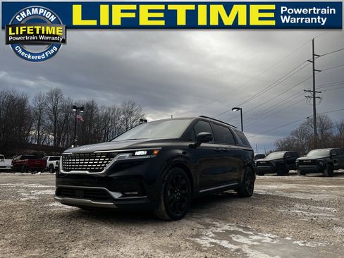 Used 2024 Kia Carnival SX image 2