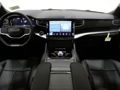 New 2026 Jeep Grand Wagoneer Limited AWD/4WD image 10