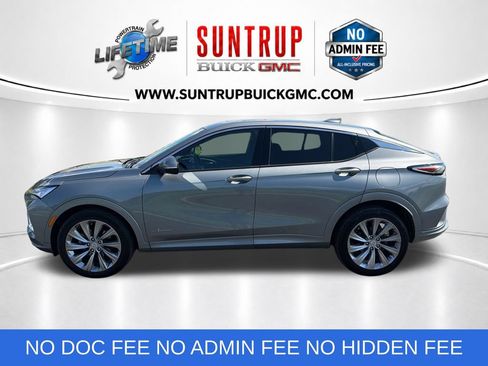 Used 2024 Buick Envista Sport Touring FWD image 2