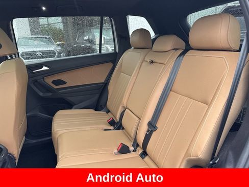 Used 2023 Volkswagen Tiguan SE R-Line AWD/4WD image 15