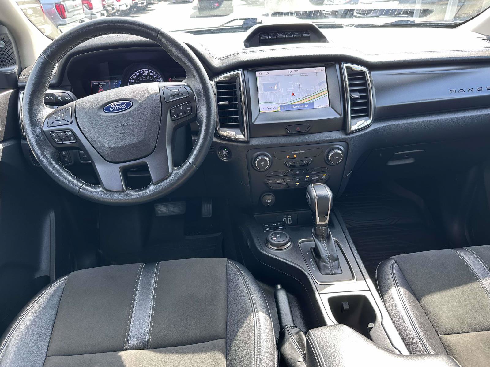 Used 2023 Ford Ranger Lariat w/ Tremor Off-Road Package AWD/4WD image 15