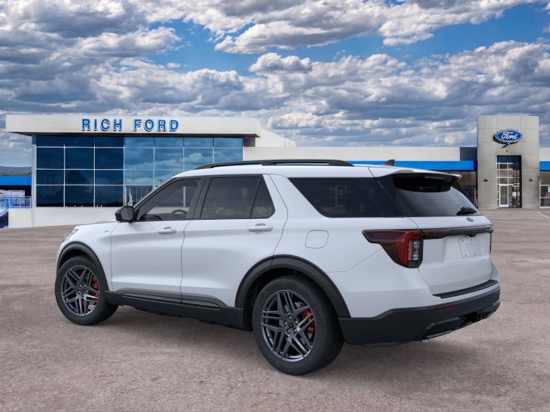 New 2026 Ford Explorer ST-Line w/ ST-Line Street Pack AWD/4WD image 4