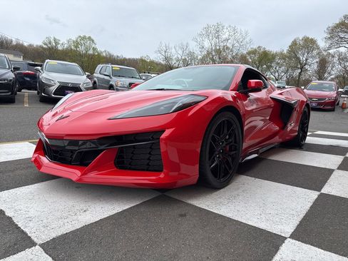 Used 2023 Chevrolet Corvette Z06 w/ Stealth Interior Trim Package RWD image 7
