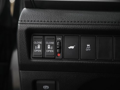Used 2025 Honda Odyssey EX-L image 30