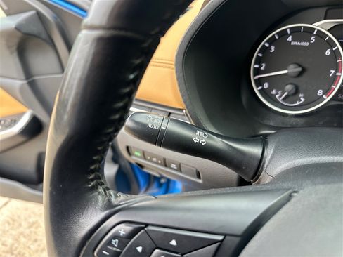 Used 2020 Nissan Sentra SV w/ SV Premium Package image 17