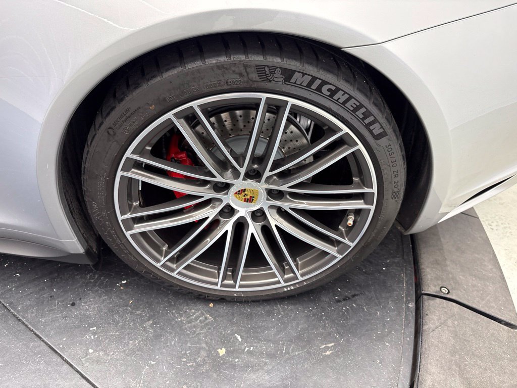 Certified 2017 Porsche 911 Carrera 4S AWD/4WD image 11
