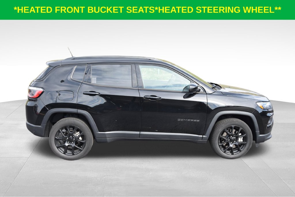 Used 2023 Jeep Compass Latitude w/ Convenience Group AWD/4WD image 6