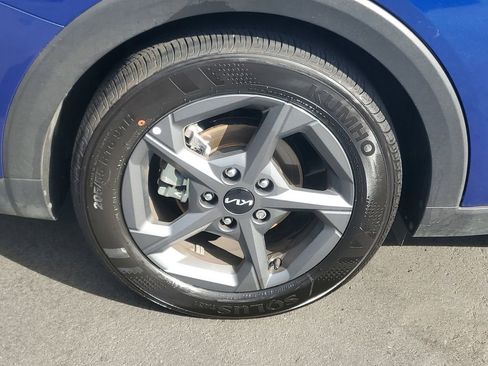 Used 2025 Kia K4 LXS image 5