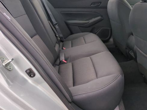 Used 2024 Nissan Altima 2.5 SV image 16