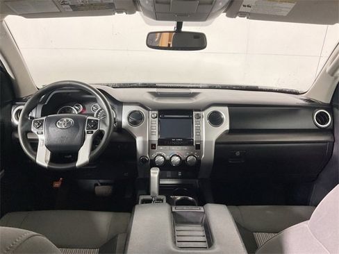 Used 2015 Toyota Tundra SR5 image 16