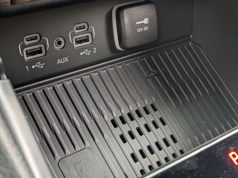 New 2026 Jeep Grand Cherokee Altitude image 22