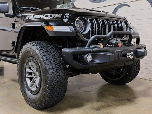 Used 2024 Jeep Wrangler Unlimited Rubicon 392 AWD/4WD image 20