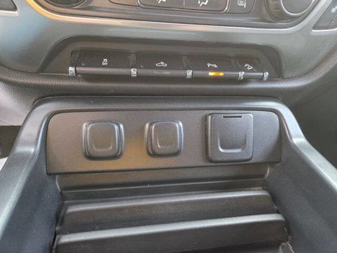 Used 2015 Chevrolet Silverado 1500 LT w/ Custom Sport Edition AWD/4WD image 29