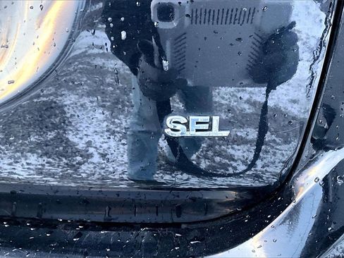 Used 2020 Mitsubishi Outlander SE image 8