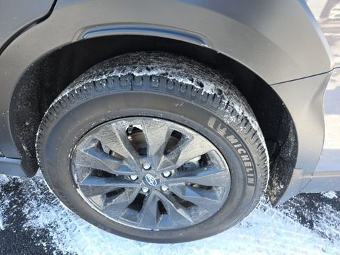 Used 2023 Subaru Outback Onyx Edition image 33