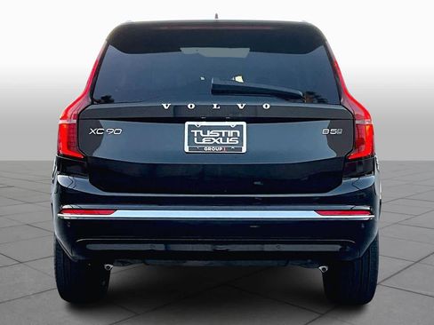 Used 2026 Volvo XC90 B5 Core image 4