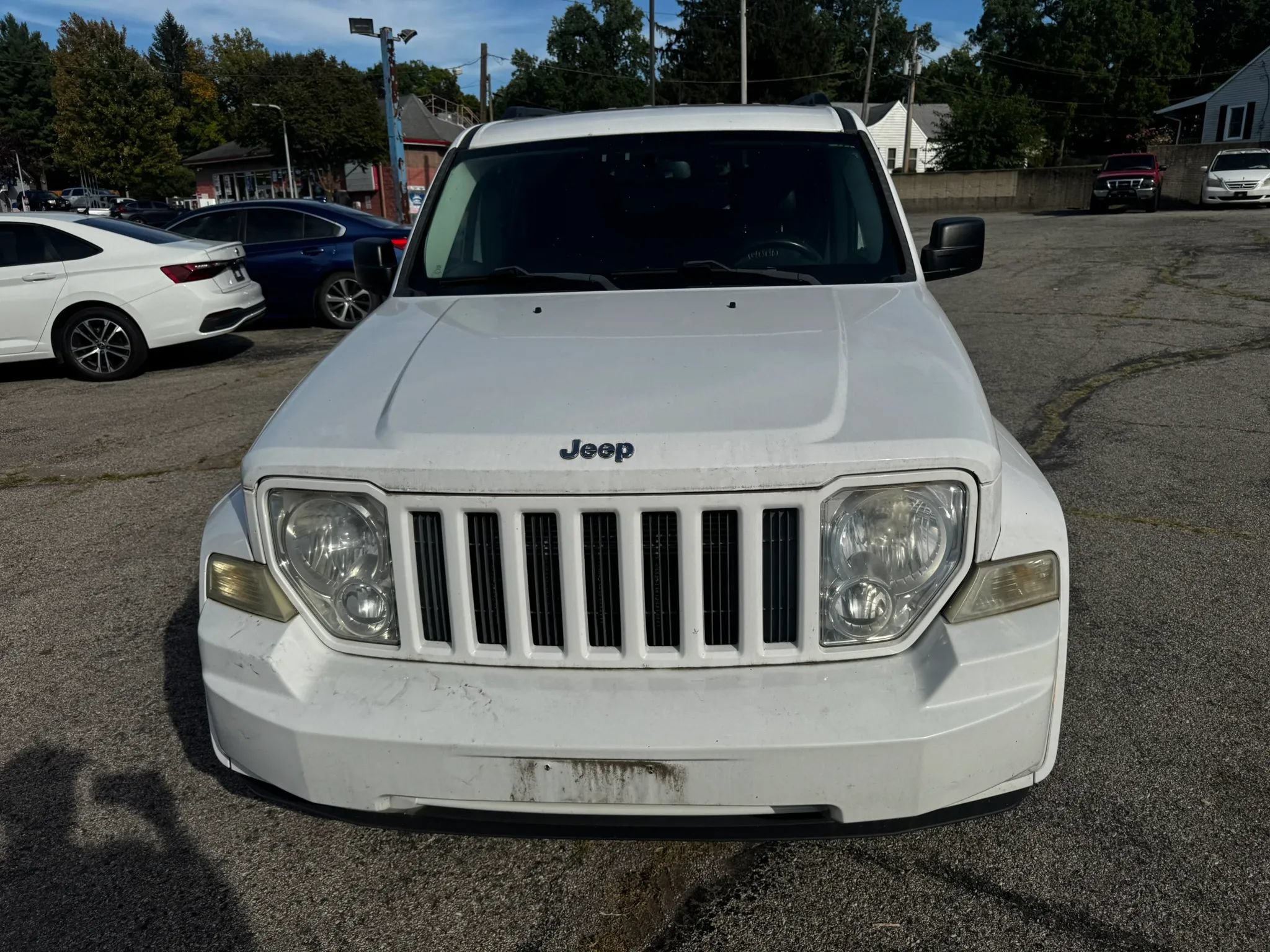 Used 2012 Jeep Liberty Sport AWD/4WD image 2