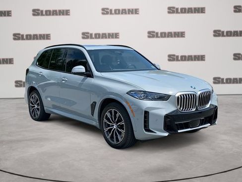Used 2024 BMW X5 xDrive40i w/ M Sport Package AWD/4WD image 7