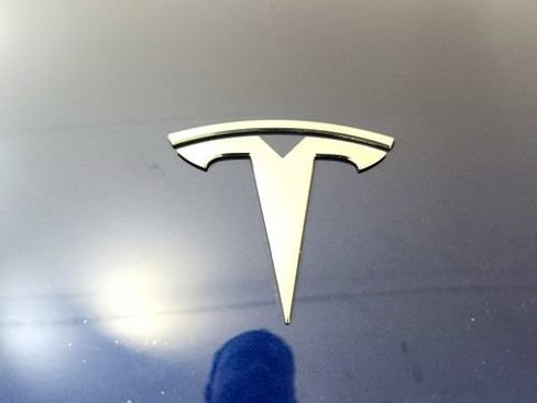 Used 2023 Tesla Model 3 Standard Range RWD image 31