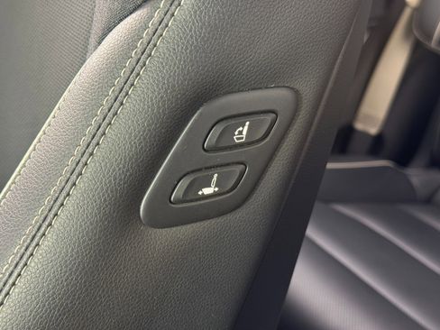 Used 2024 Genesis Electrified GV70 Advanced image 39