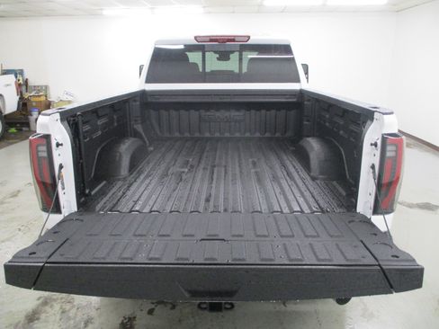 New 2025 GMC Sierra 2500 AT4 w/ AT4 Premium Plus Package image 6