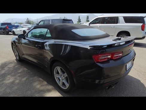 Used 2023 Chevrolet Camaro LT RWD image 4