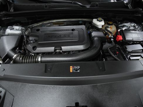 Used 2023 Buick Envision Avenir image 11