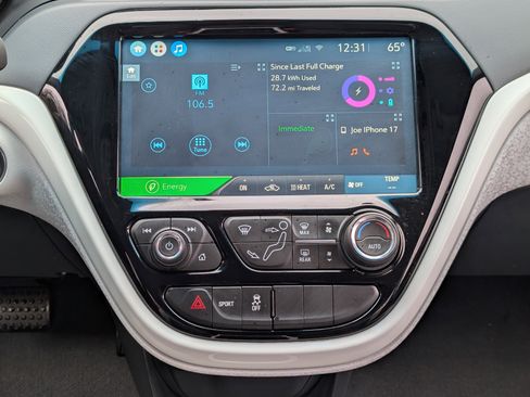 Used 2020 Chevrolet Bolt LT image 24