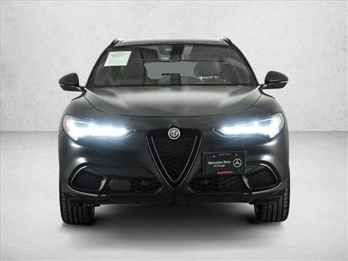 Used 2024 Alfa Romeo Stelvio AWD image 2