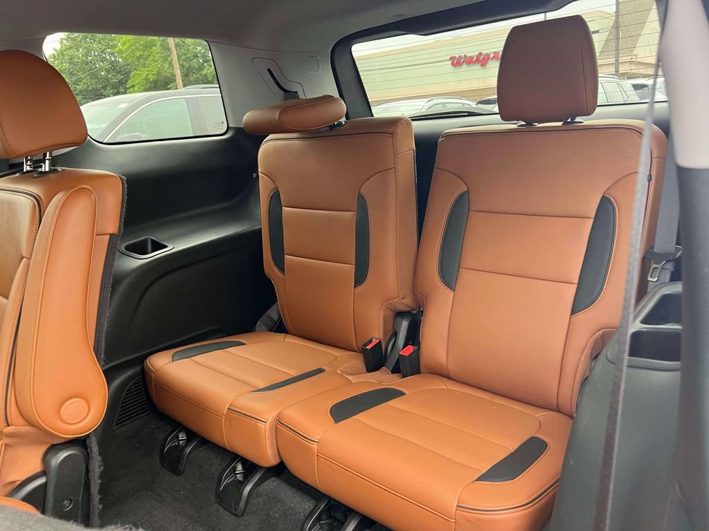 Used 2020 GMC Acadia AT4 w/ Driver Alert Package II AWD/4WD image 13