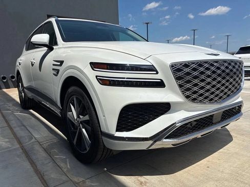 Used 2026 Genesis GV80 3.5T Advanced AWD/4WD image 3