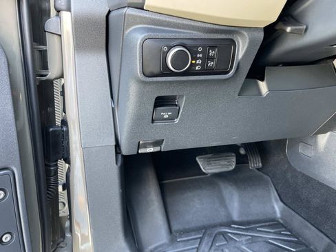 Used 2025 Ford Bronco Big Bend AWD/4WD image 18