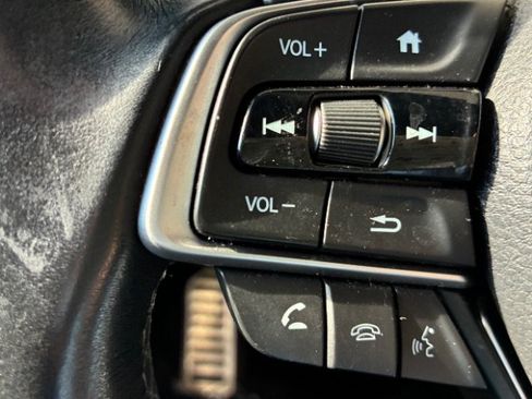 Used 2018 Honda Accord Sport image 18