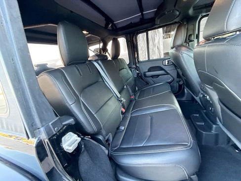 Used 2021 Jeep Wrangler Unlimited Sahara image 30