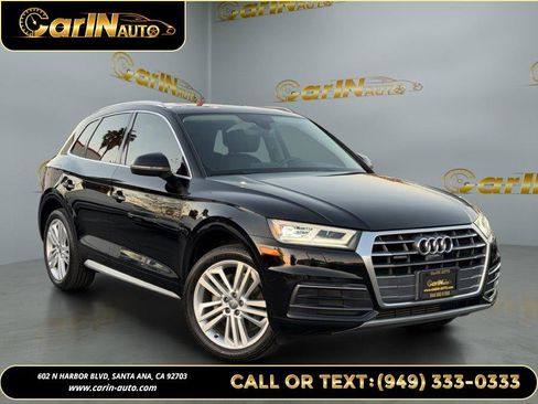 Used 2018 Audi Q5 Prestige w/ Prestige Package image 3